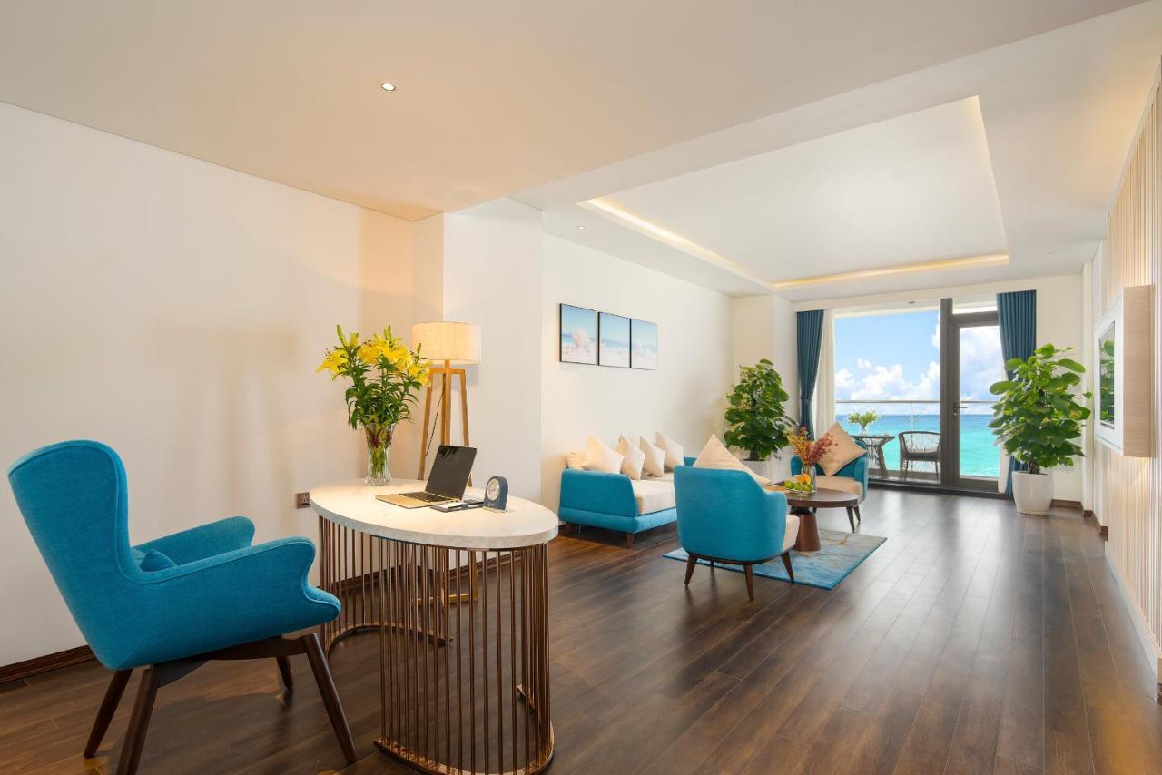 Canvas Danang Beach Hotel Екстериор снимка