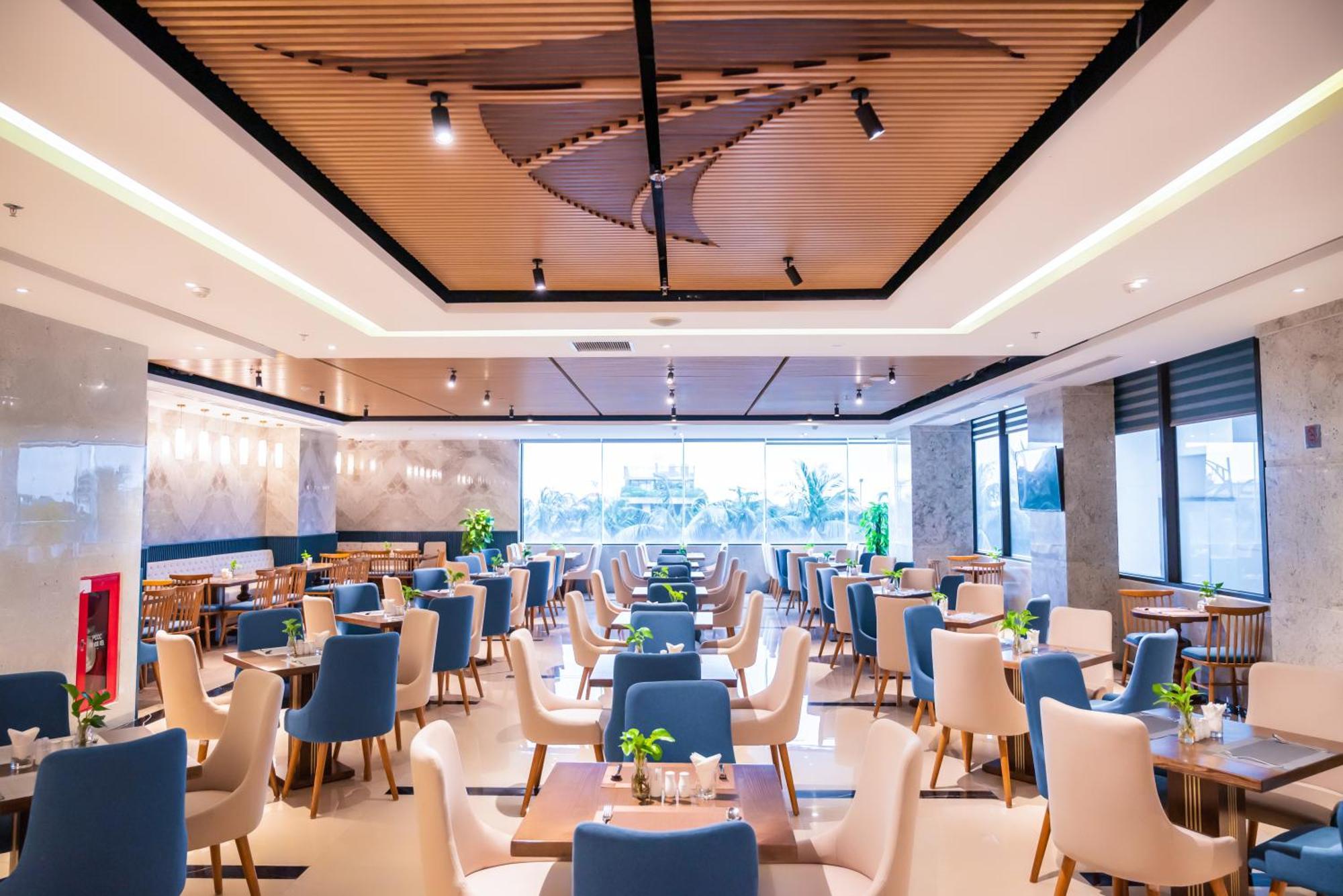 Canvas Danang Beach Hotel Екстериор снимка
