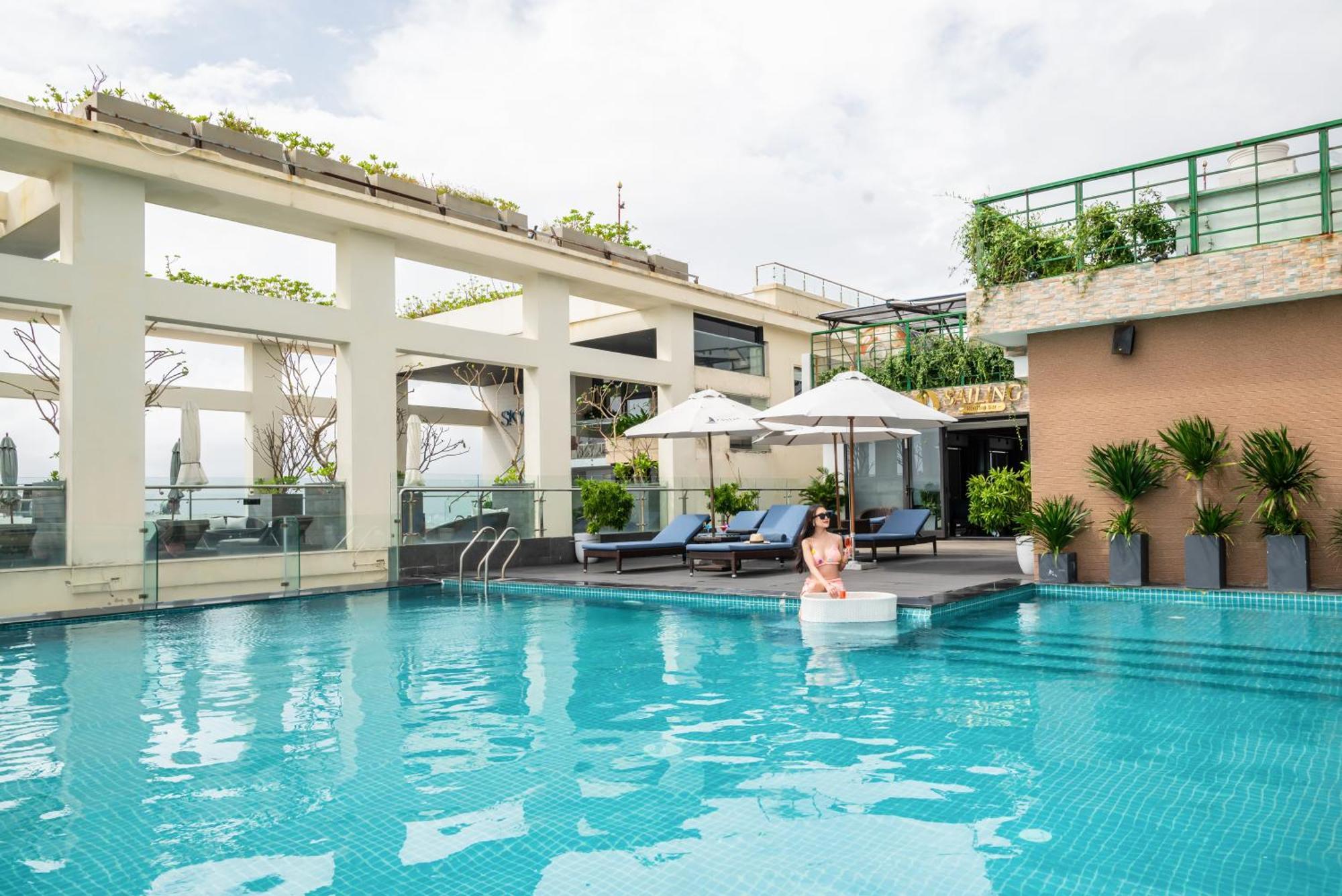 Canvas Danang Beach Hotel Екстериор снимка