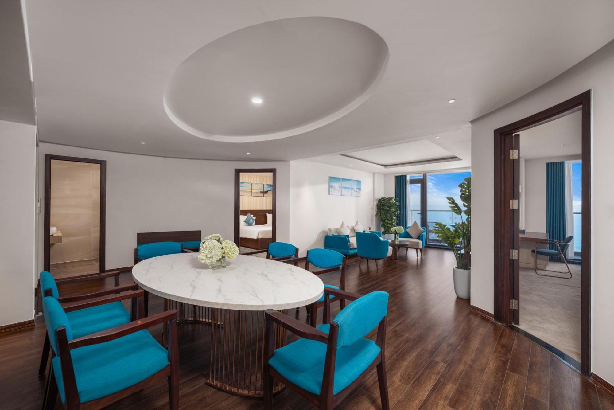 Canvas Danang Beach Hotel Екстериор снимка