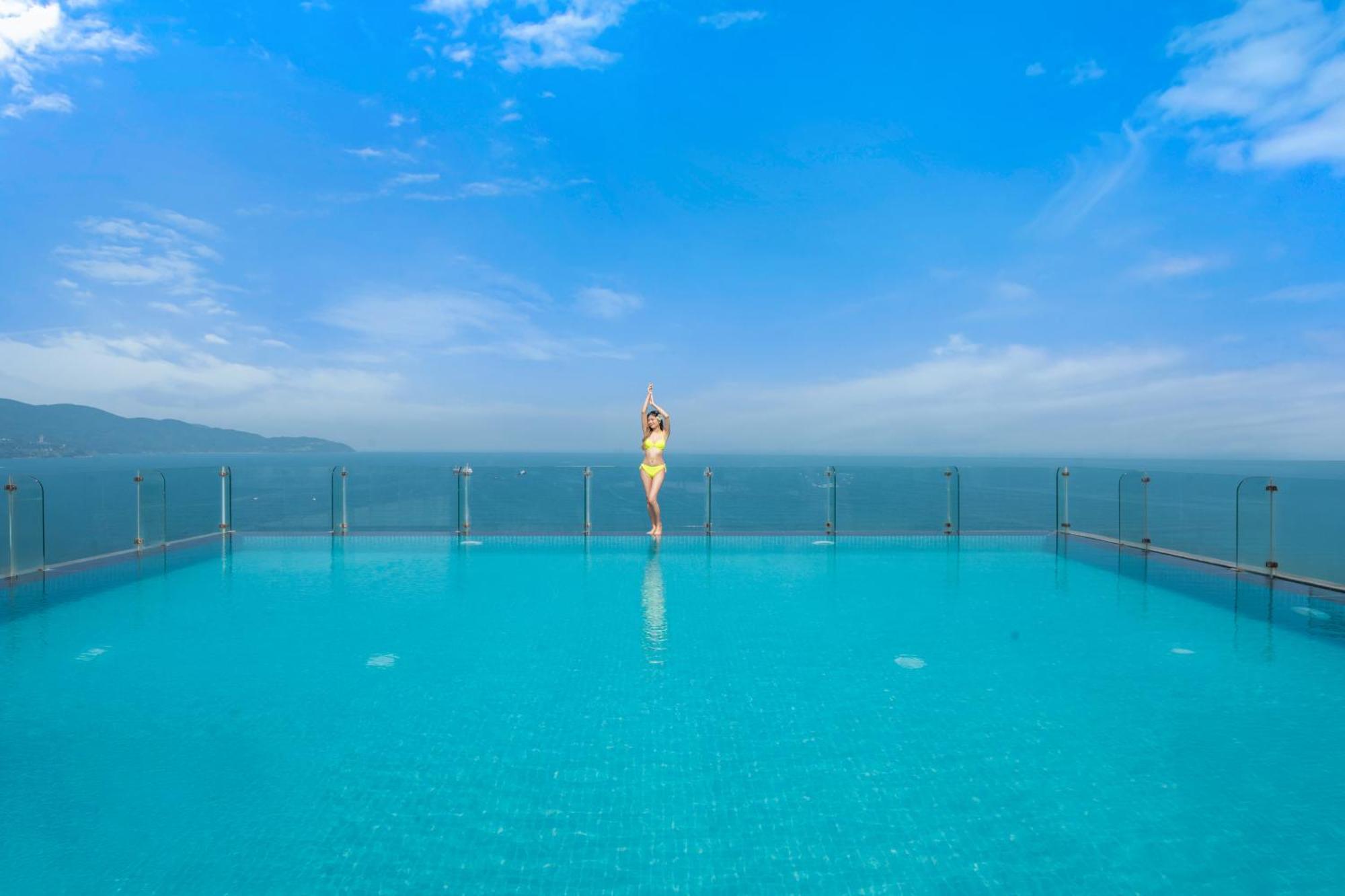 Canvas Danang Beach Hotel Екстериор снимка