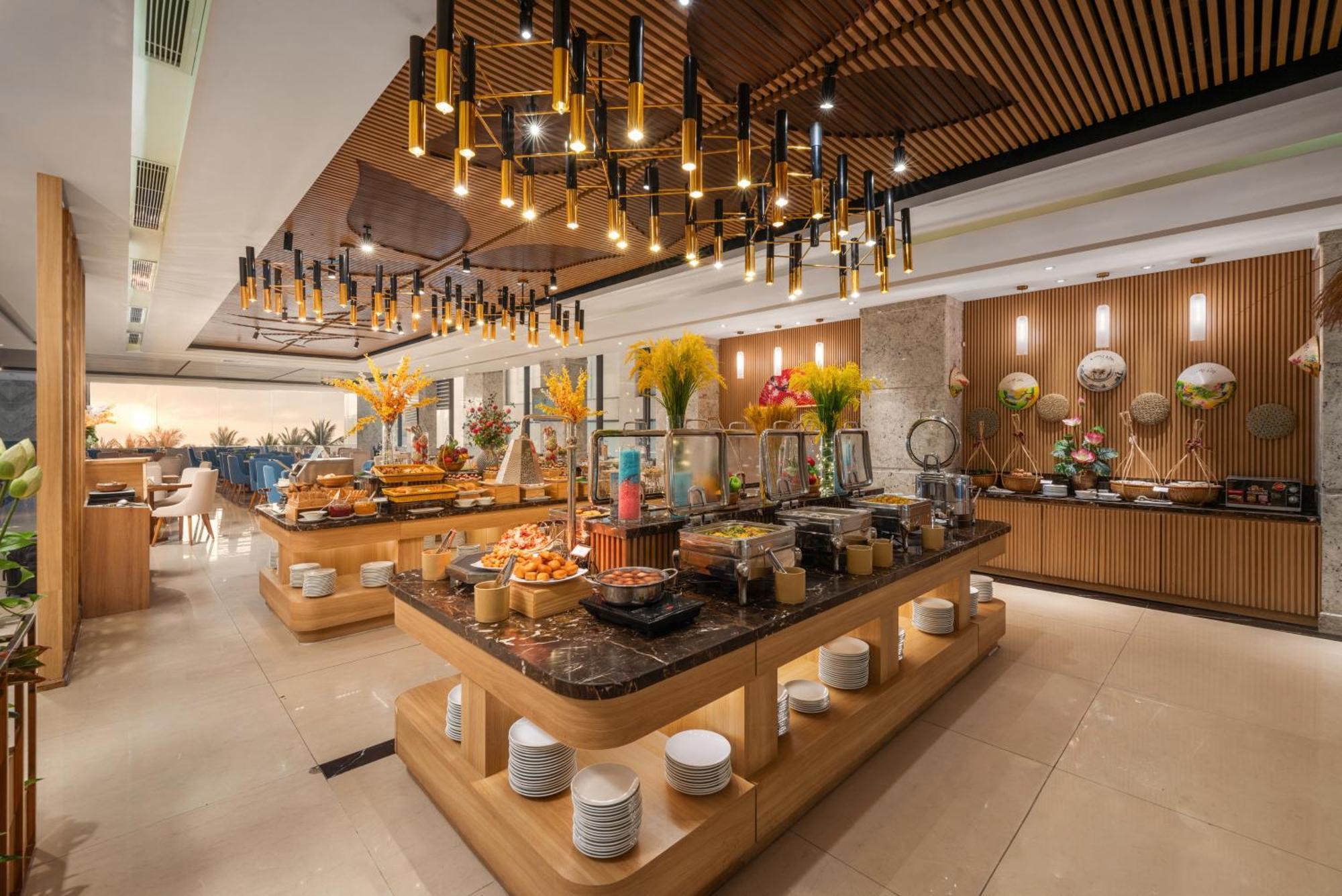 Canvas Danang Beach Hotel Екстериор снимка
