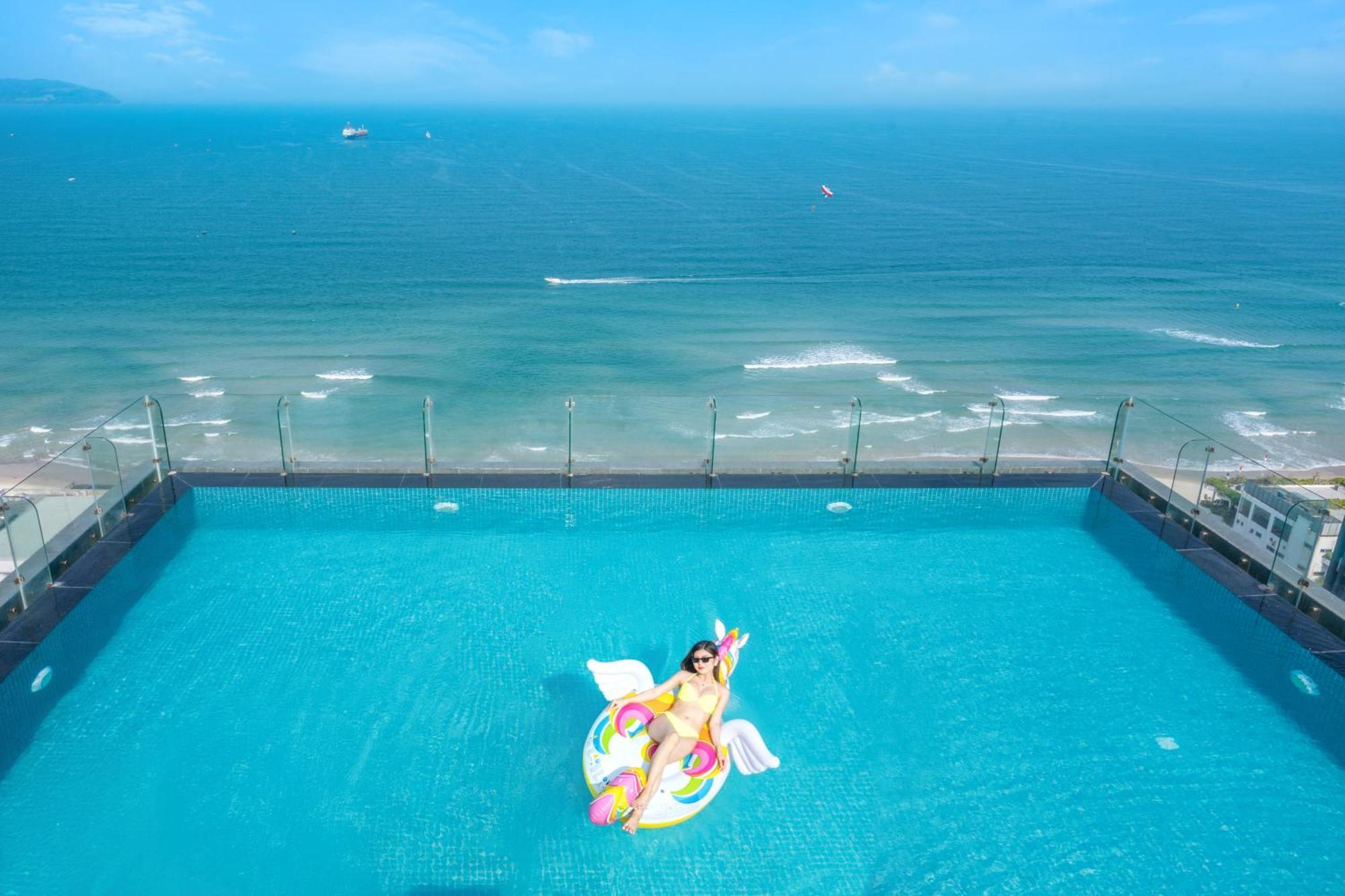 Canvas Danang Beach Hotel Екстериор снимка
