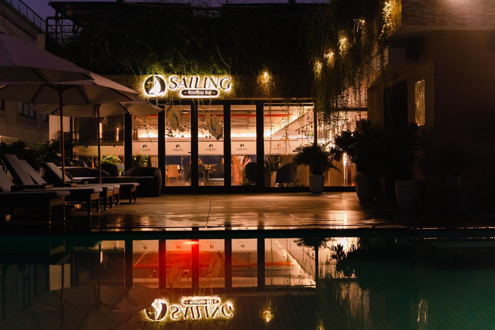 Canvas Danang Beach Hotel Екстериор снимка